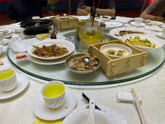 -荣粤酒家·融合粤菜·海鲜火锅