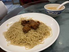 招牌牛腩捞面-恩宁刘福记(东华东路店)
