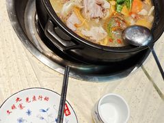 -九寨沟特色牦牛肉汤锅