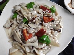 素炒老人头-小厨子私房菜·云南美食店