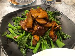 芥兰炒肥叉-粤·向群饭店(龙津东路总店)