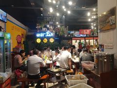 -钢管厂五区小郡肝串串香(蜀都万达店)