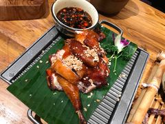 -老滇山寨•云南特色菜•地方菜•民族风情歌舞表演(金碧店)