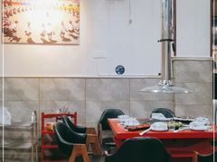 大堂-牛得很·鲜牦牛肉烧烤·牛羊肉菌汤锅(康定店)