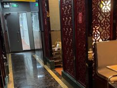 -七欣天香辣蟹火锅(上海银亿滨江店)