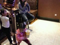 -朱古力纯K量贩式KTV(国庆中路店)