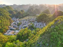 -高荡千年布依古寨旅游景区