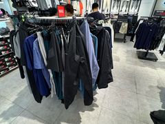 -UNDER ARMOUR(八达岭奥莱店)