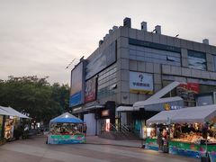 -证大大拇指广场(芳甸路店)