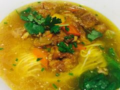-哇蛙牛功夫面渝都料理(龙阳广场店)