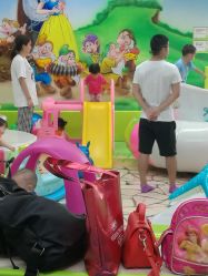 -孩子王(昆山招商花园城店)