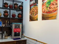 -佬缸炮江湖川菜(玉林店)