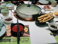 -洪氏嗨捞·猪肚鸡火锅(阳光天地店)