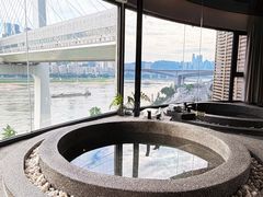 -Yolo私汤温泉设计师酒店(重庆南滨路店)