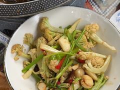 -疆山别院·木垒羊·新疆菜烧烤(铁路局店)