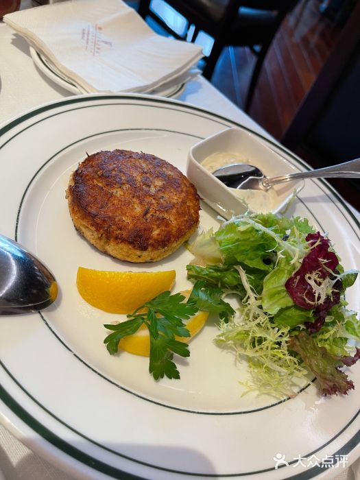 Wolfgang’s Steakhouse 沃夫冈牛排馆(上海白玉兰广场店)招牌蟹肉饼图片