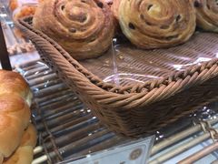 丹麦葡萄圈-昆明冠生园·蛋糕·面包(朗悦湾店)