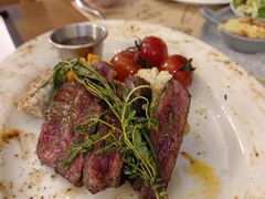 -Mark&Mars Restaurant