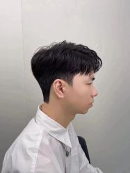 -V8潮牌·接发烫染连锁