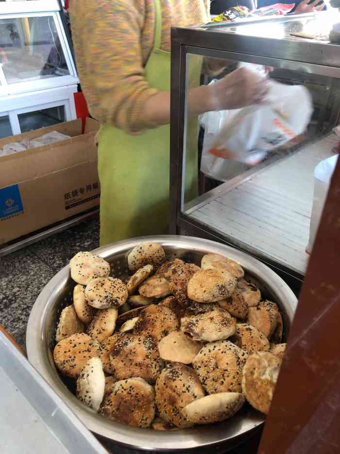 永泰孝周葱饼"每次回永泰,都必买永泰葱饼,永泰葱饼店很.