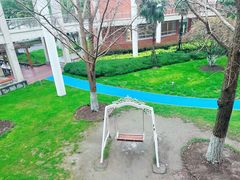 -华东师范大学第二附属中学(张江校区)