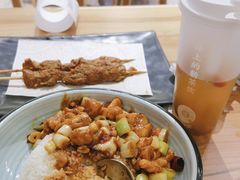 -西部马华清真兰州牛肉面·烧烤夜市(三里河店)