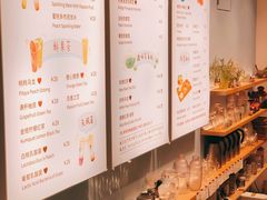 -猫的天空之城概念书店(杭州南宋御街店)