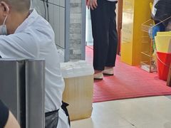 -黄阿姨锅贴大王(万航渡路店)