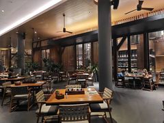-三亚艾迪逊酒店·海滩烧烤 BARBACOA·现场乐队·浪漫晚餐·烧烤海鲜