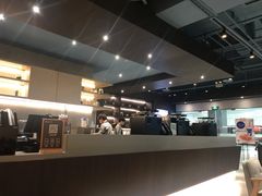 -瑞幸咖啡(外滩SOHO店)