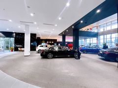 -奔驰上海利星(七宝店)