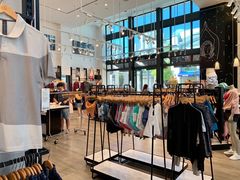 -lululemon(比斯特购物村店)