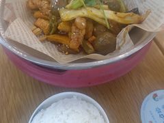 -红渡小香·牛肉麻辣香锅(车站南路店)