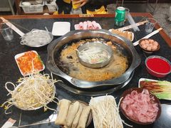 -邓莽子老火锅(中兴路总店)
