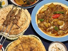 -伊带伊路新疆美食府(呼家楼店)