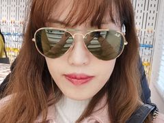 -目艮眼镜SHOWROOM(品牌集合店)