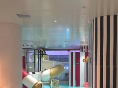 -涨巢·潮玩水疗局