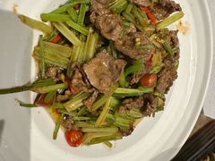 -鄱阳湖·江西小炒·瓦罐煨汤(五道口店)