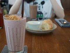 -ROAST coffee & eatery