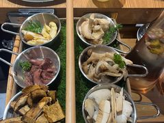 -一朵菌·野生菌探索家火锅(南亚店)