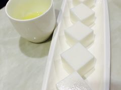 -海南椰子鸡餐厅