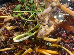 老铁锅秘制美蛙-鸿顺老铁锅美蛙鱼府(解放碑店)