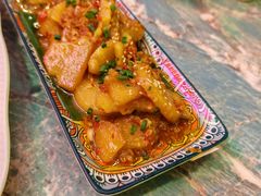 蒜香土豆片-浩海火燒雲傣家菜(芮欧百货店)