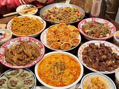 -富正毅三下锅·湘西韵味(天门山索道店)