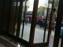 -王府井百货(中州中路店)