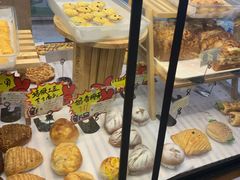 -光明牛奶棚(南泉店)