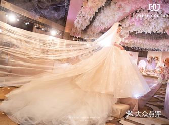 JK婚纱满足你的梦幻公主梦