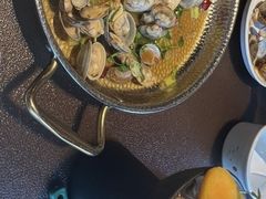 -曼听小寨海鲜烧烤·大连辣炒大王(盖州街店)