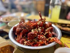 -琥珀老六龙虾(四里河店)