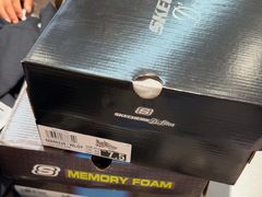 -SKECHERS 斯凯奇(上海国际时尚中心店)